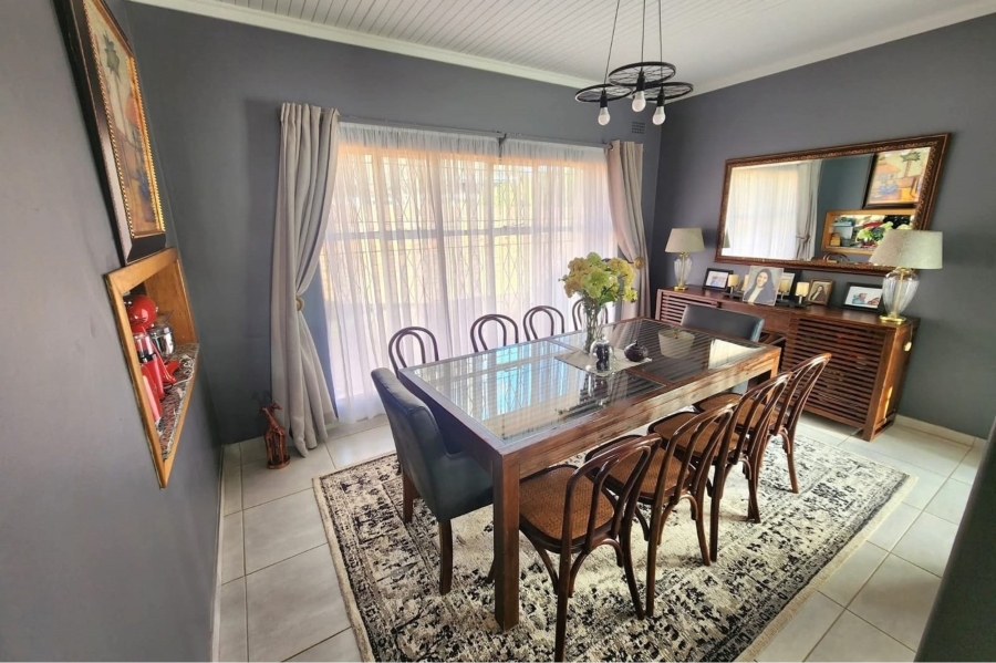 4 Bedroom Property for Sale in Hillcrest Northern Cape